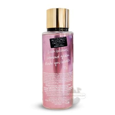 Parfýumly spreý deri üçin "Victoria's secret" Velvet Petals  250ml