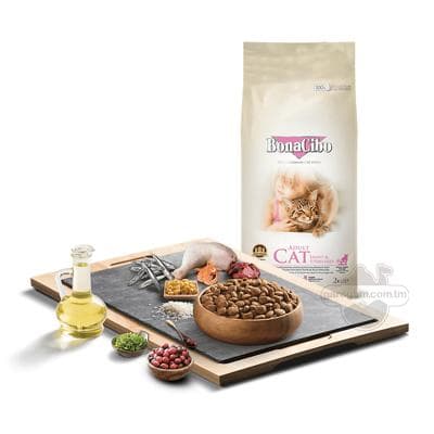 Pişikler üçin gury iýmit BonaCibo Adult Cat Light&Sterilized artyk agramly sterilizasiýaly uly pişikler üçin, 2 kg